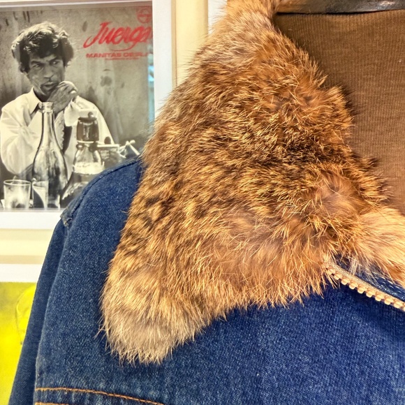 Vintage 90s Fur Denim Jacket 🤎 - Picture 7 of 16